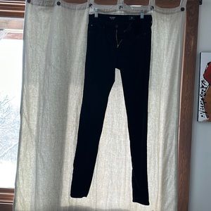 Velvety, super skinny pant